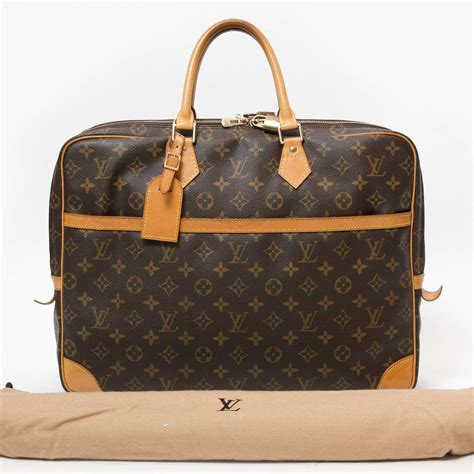 louis vuitton laptop sleeve price|louis vuitton laptop shoulder bag.